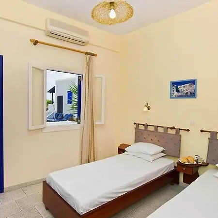 Apartment Athanasia Perissa (Santorini)